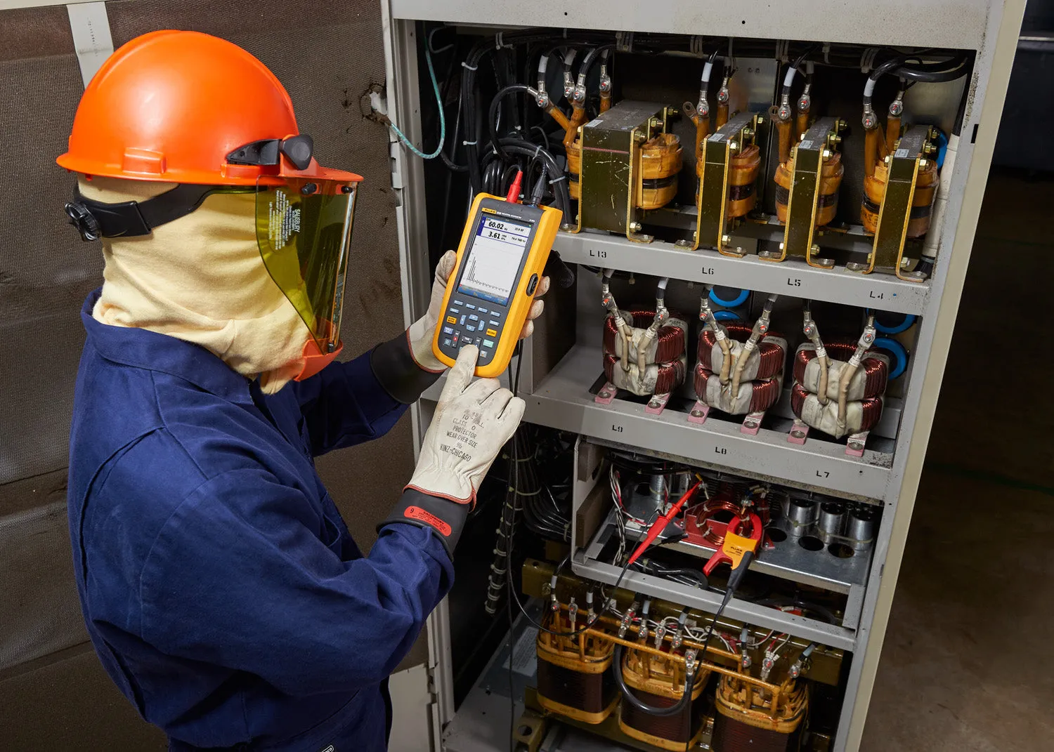 Fluke 125B Industrial ScopeMeter Handheld Oscilloscopes