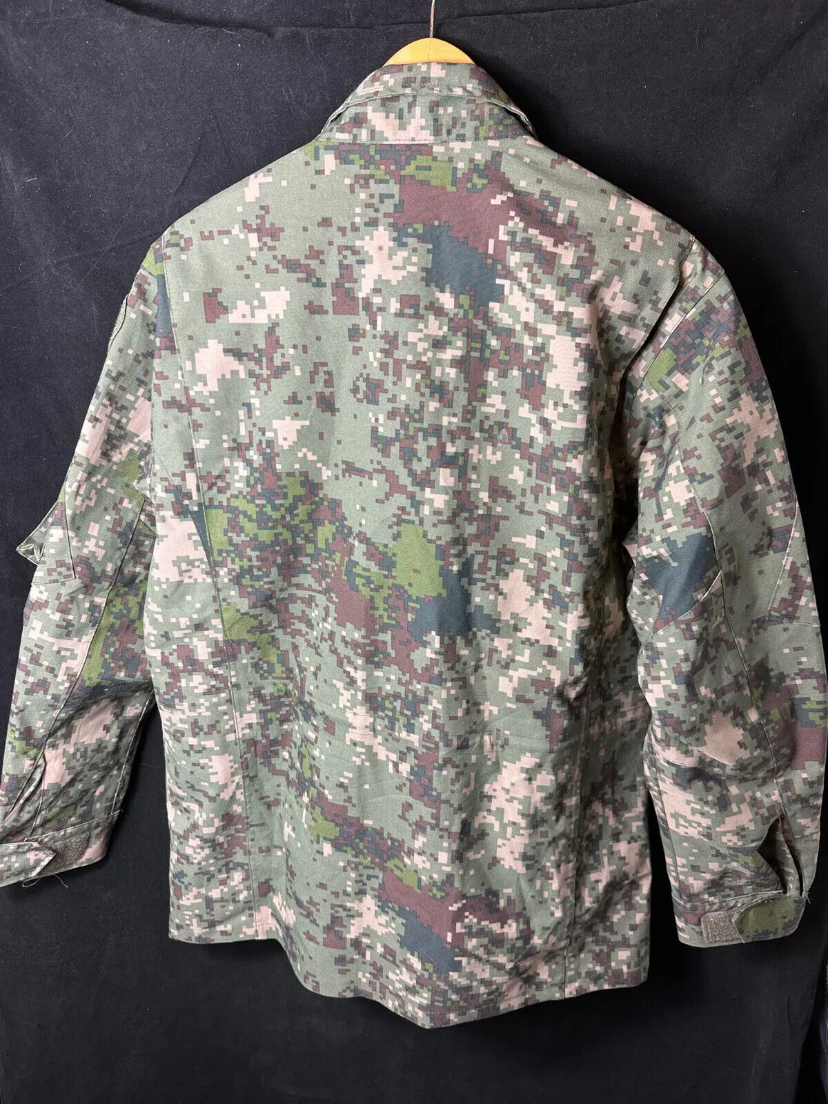 Genuine Republic of Korea Navy Digital Camouflage Jacket Uniform - 46" Chest