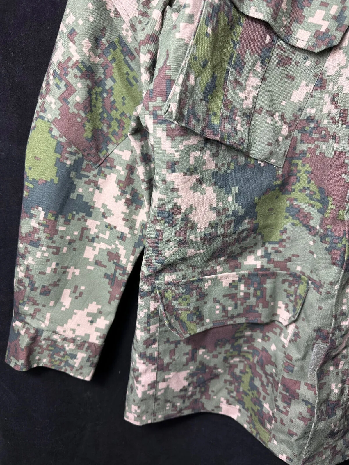 Genuine Republic of Korea Navy Digital Camouflage Jacket Uniform - 46" Chest