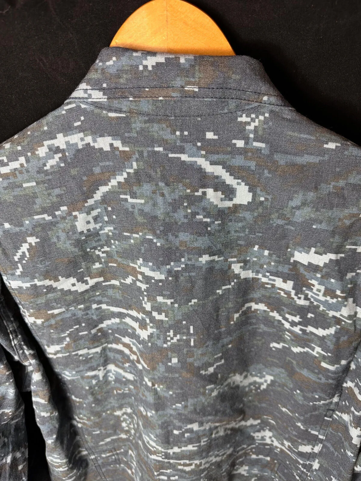 Genuine Republic of Korea Navy Digital Camouflage Jacket Uniform - 46" Chest