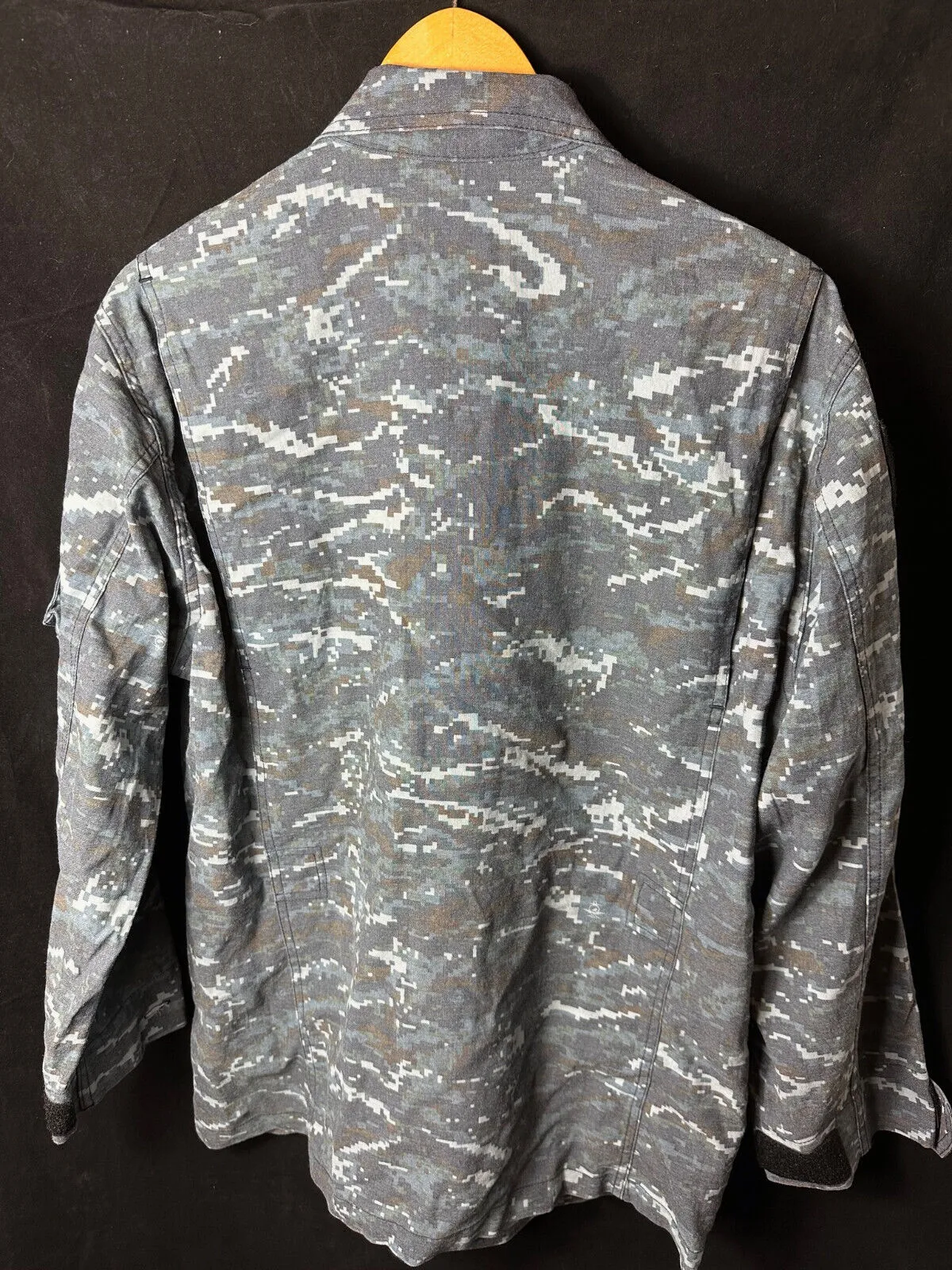 Genuine Republic of Korea Navy Digital Camouflage Jacket Uniform - 46" Chest