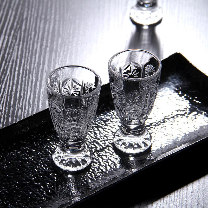 GLASSCarved One Mouthful Liquor Glass Household Small Glass Spirit Glass