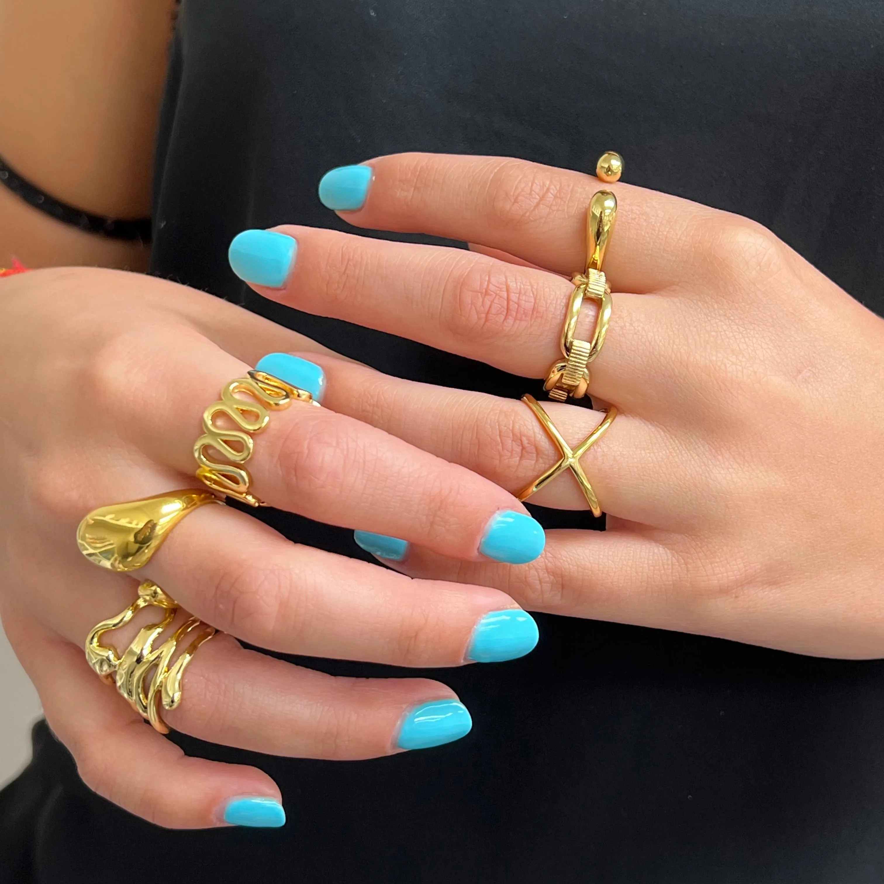 Gold Crossover Ring