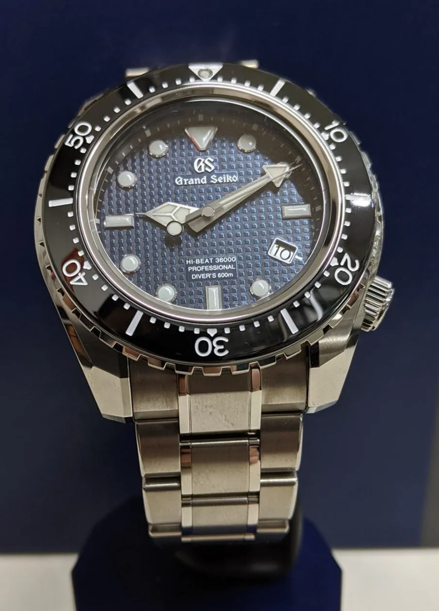 Grand Seiko Sport Collection Automatic Hi-Beat 36000 Professional 600M Diver SBGH257