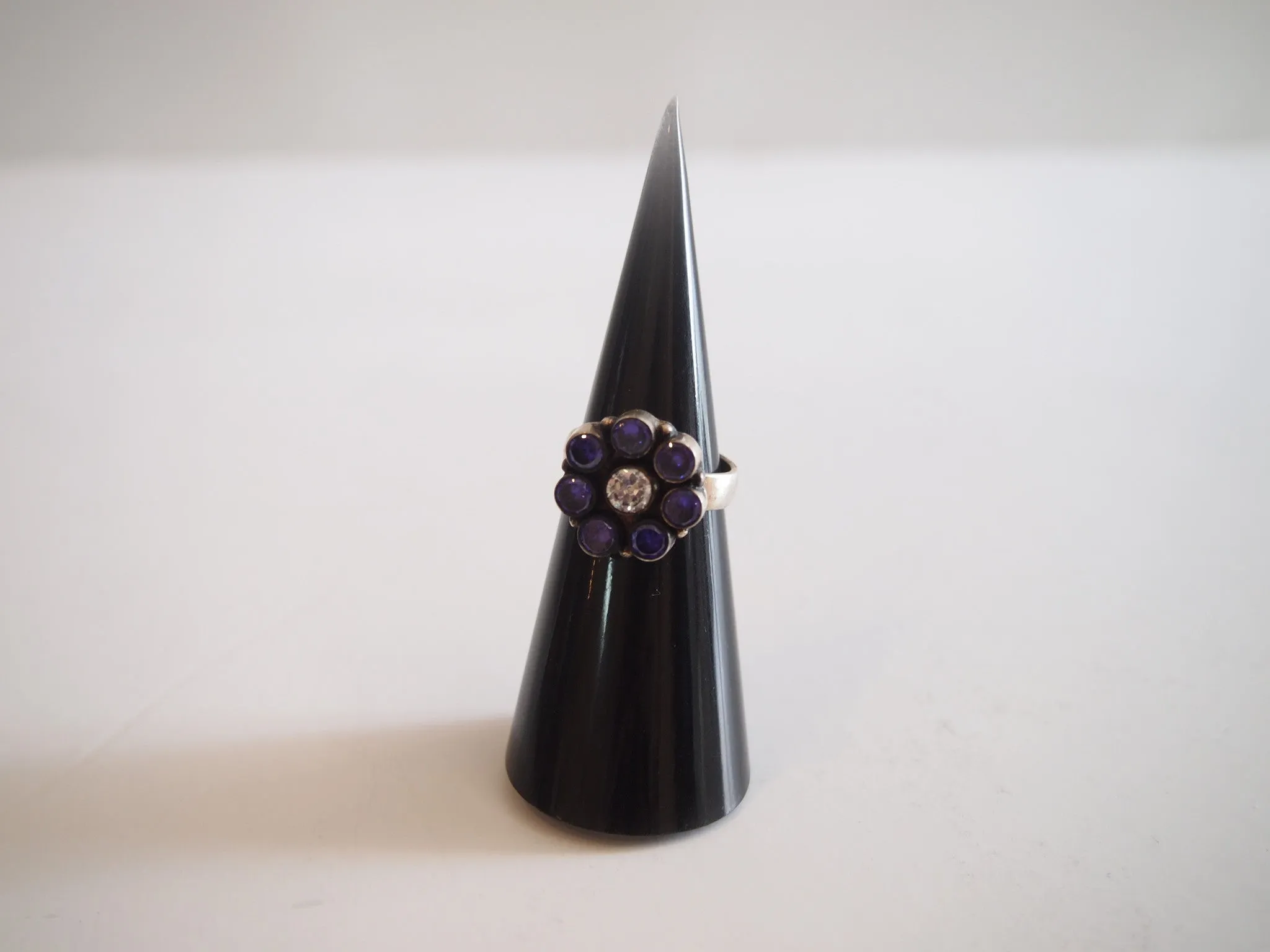 Handmade ring with purple quartz flower
