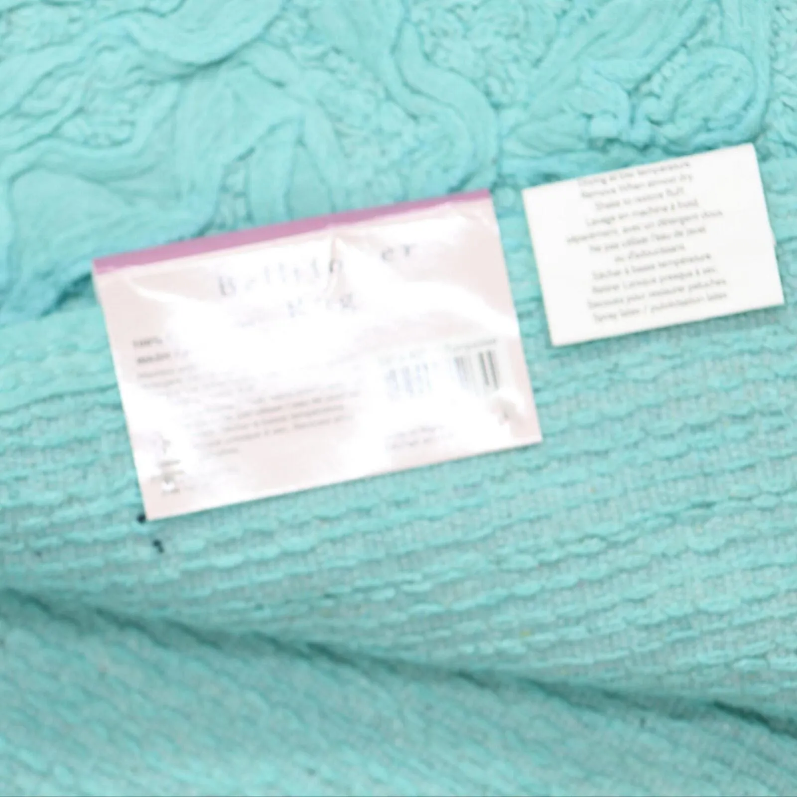 Home Weavers Bell Flower Collection 100% Cotton Tufted Bath Rug Turquoise 24"x40