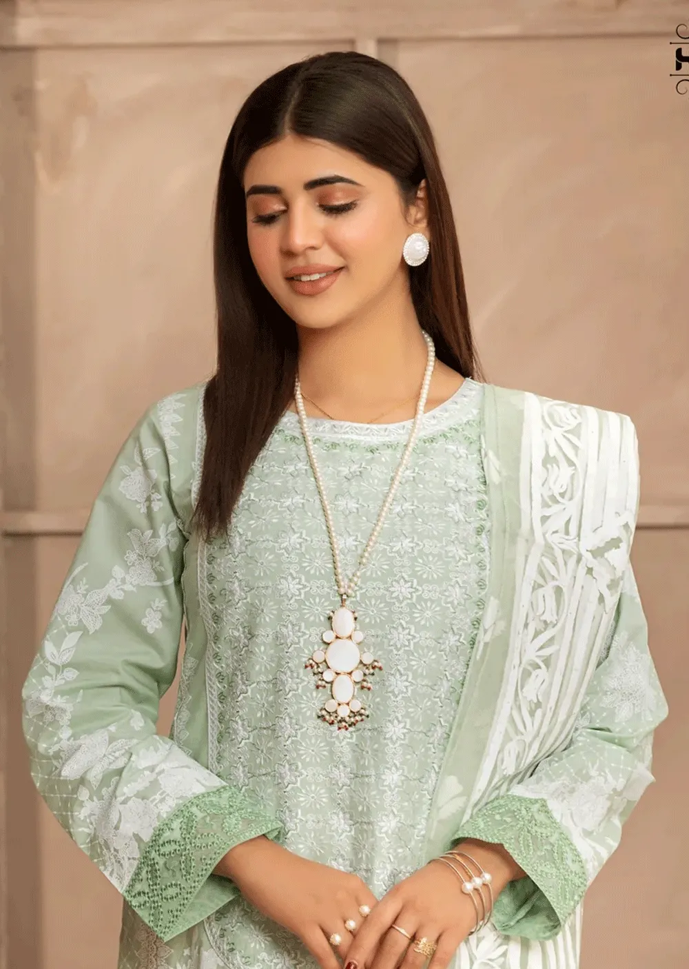 HSS-199 - Readymade - FRAME 2 Z.J - 3 Embroidered Suit