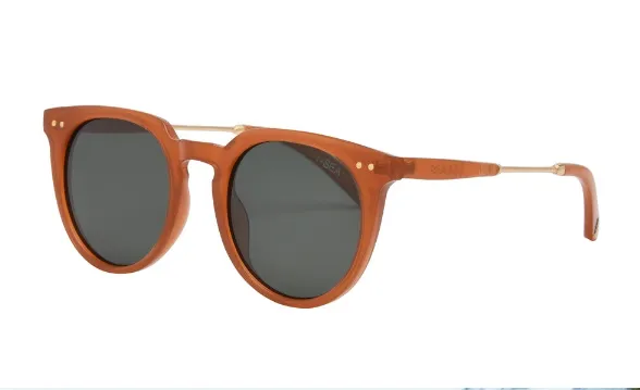 I-Sea Ella - Maple/Green Polarized Lens