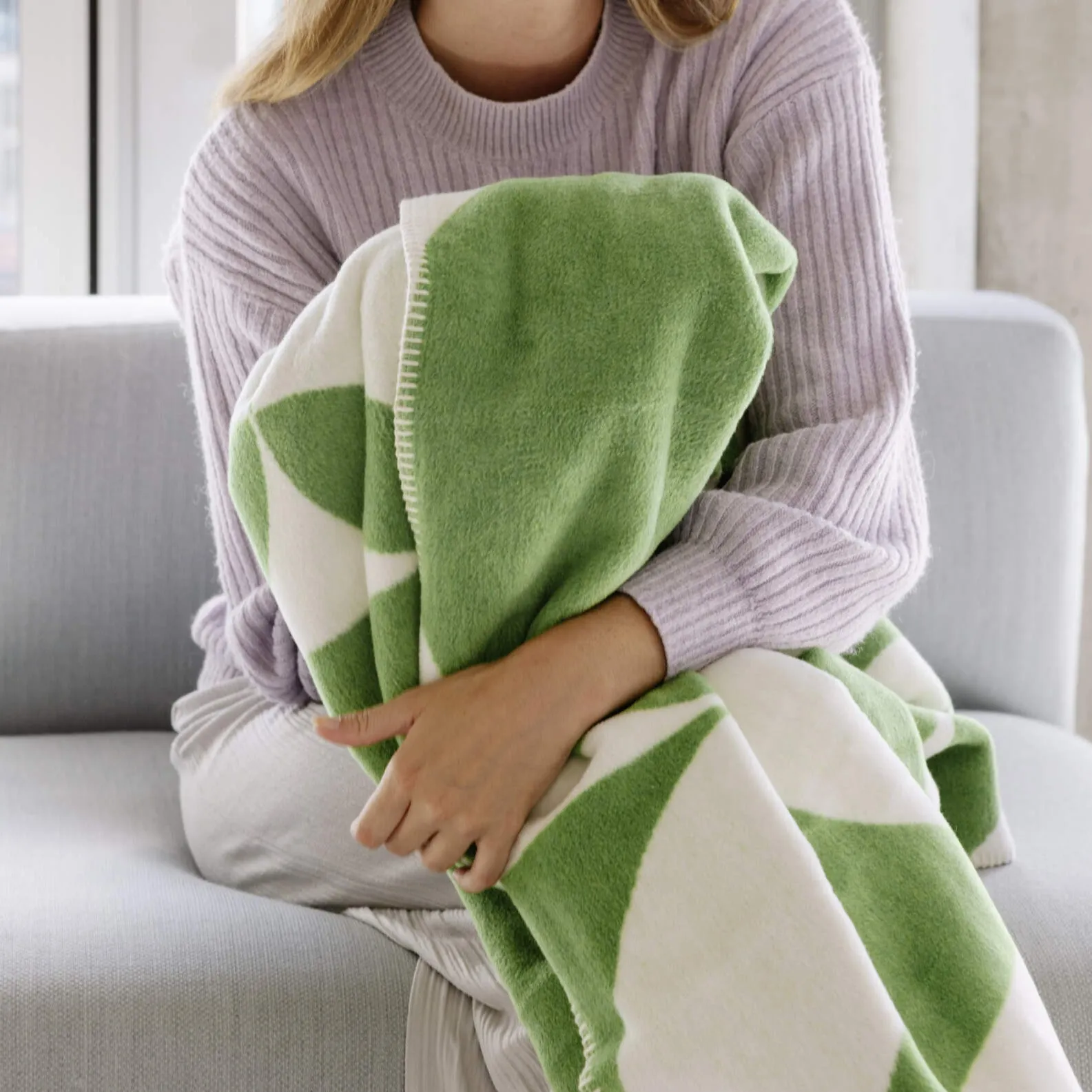Ibena Dimal Luxury Blanket - Green