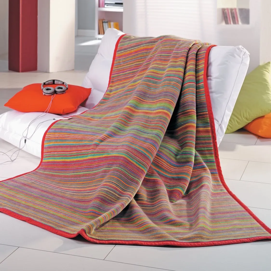 Ibena Malang Luxury Blanket - Red/Multi