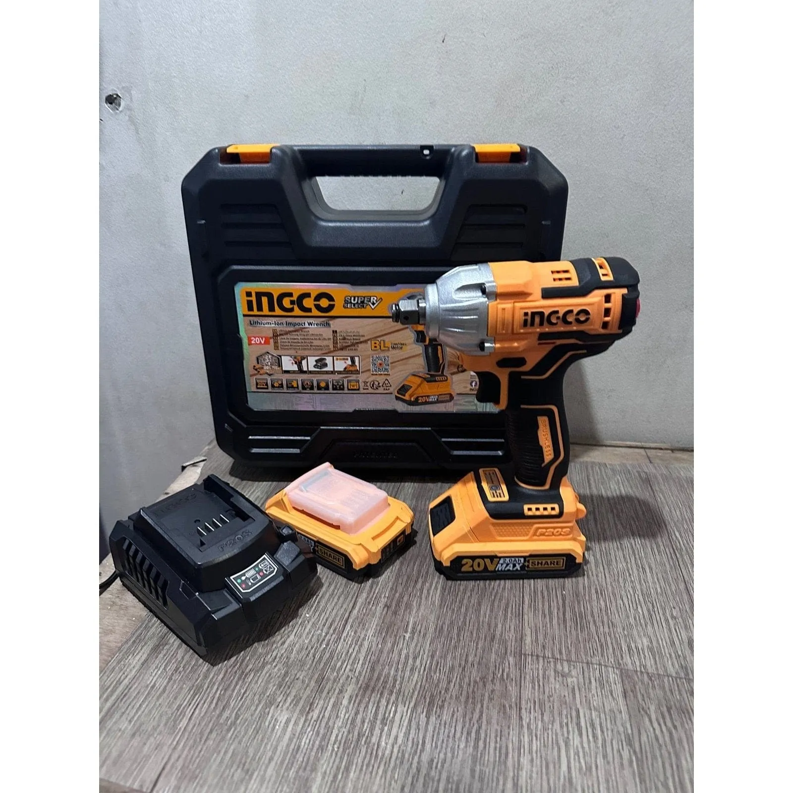 Ingco 1/2" Lithium-Ion Cordless Impact Wrench 300NM with Two 20V 2.0Ah Batteries & Charger - CIWLI2038
