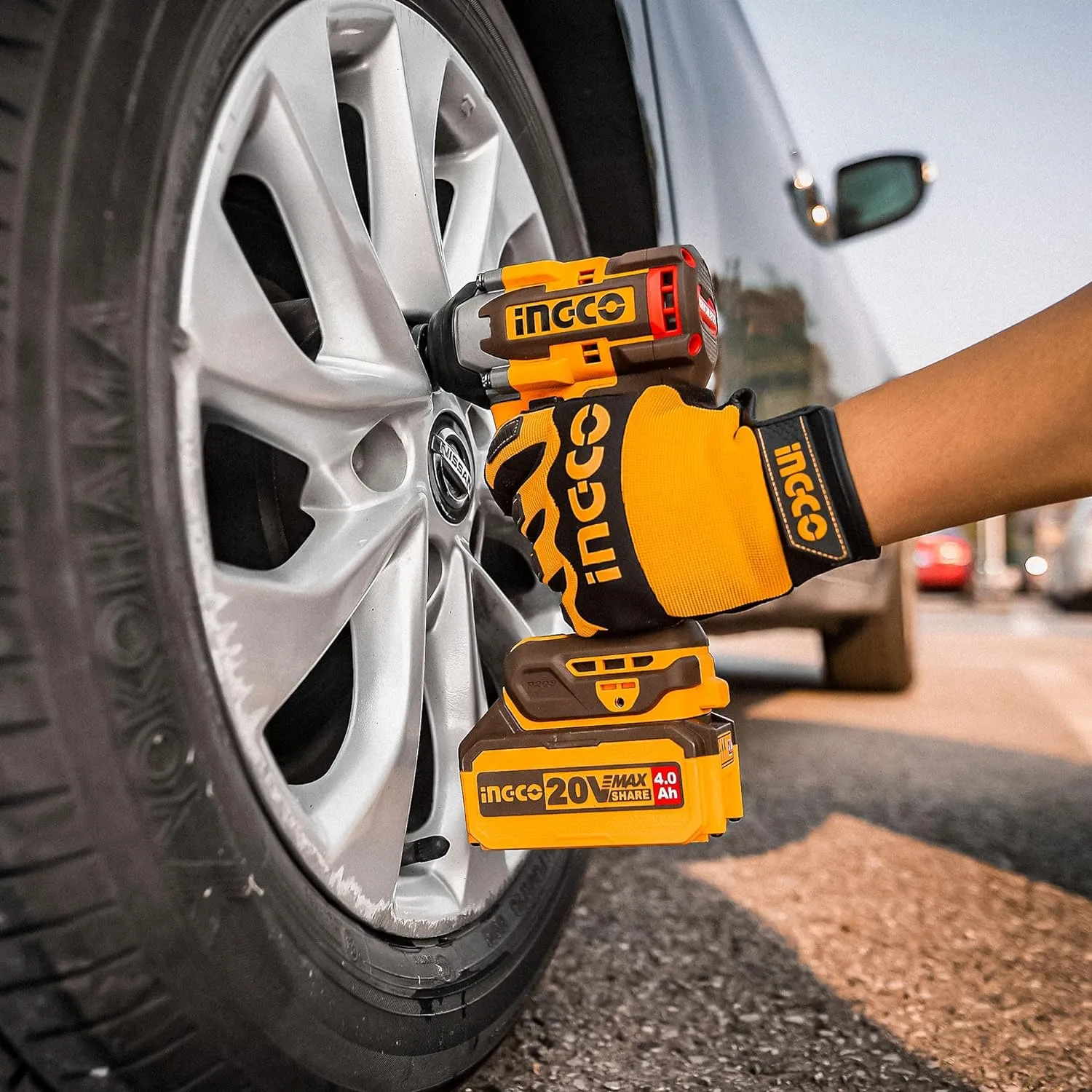 Ingco 1/2" Lithium-Ion Cordless Impact Wrench 500NM with Two 20V 4.0Ah Batteries & Charger - CIWLI2050