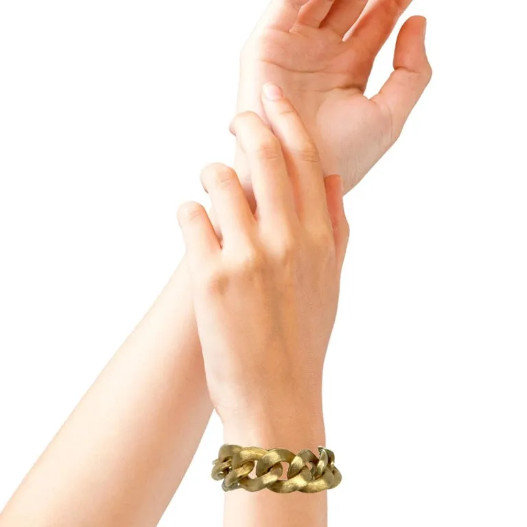 Italian Link Bracelet in 18k Yellow Gold with Florentine Brushed Finish