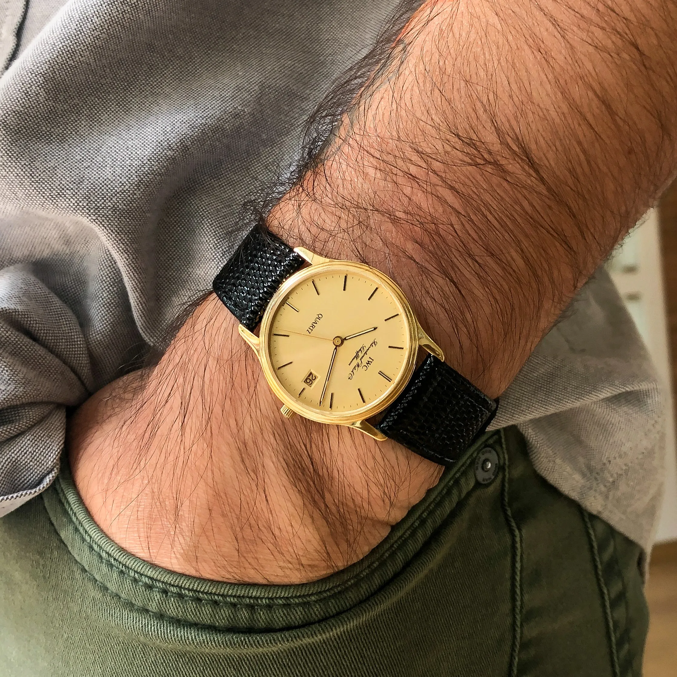 IWC Schaffhausen 3334 Quartz Rare Vintage c. 1989 18k Yellow Gold 32 mm