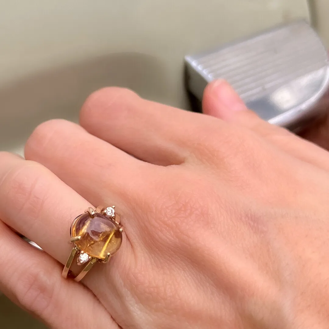 KINETIC Ring Yellow and Purple series:  Gold and diamonds.