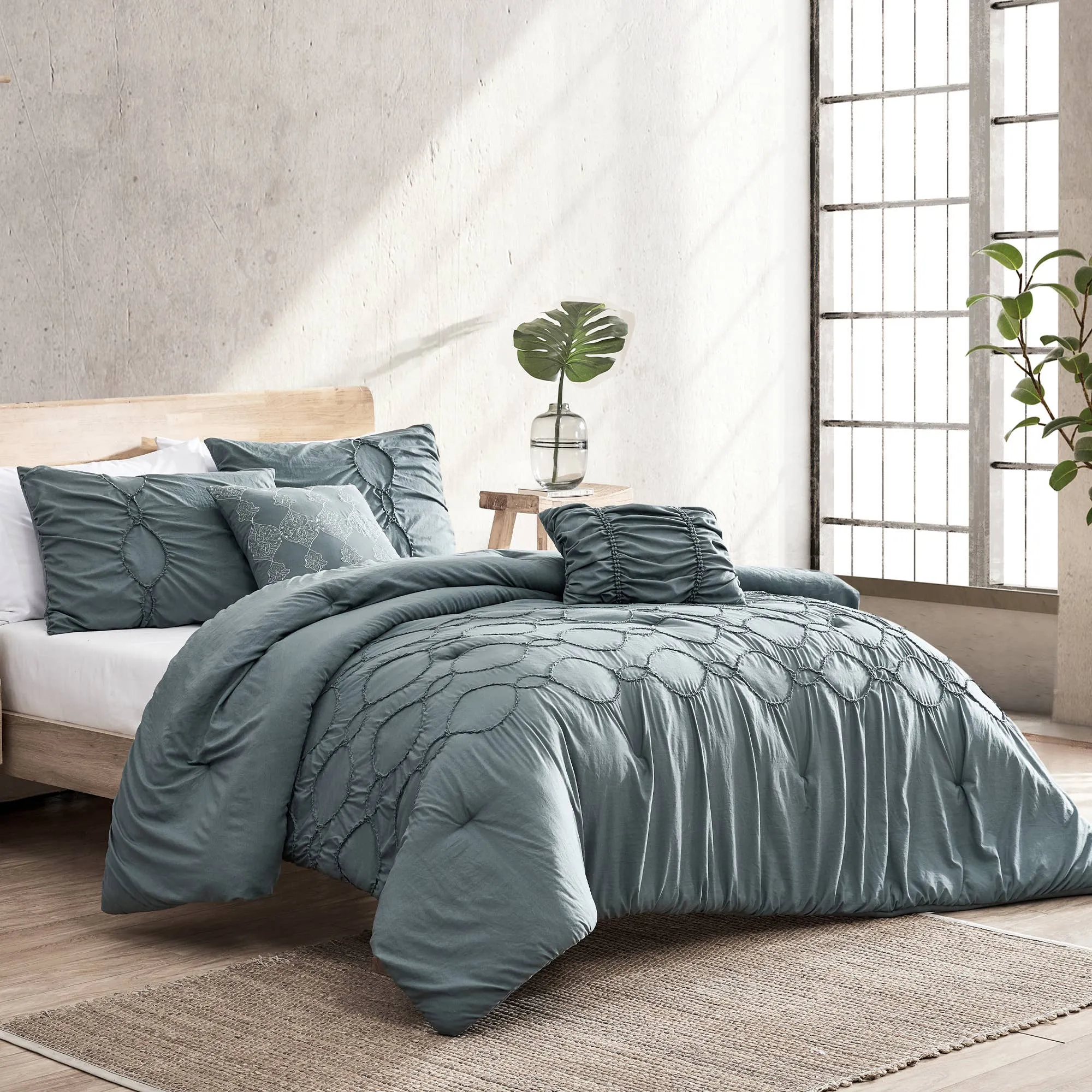 King Comforter Set in Slate