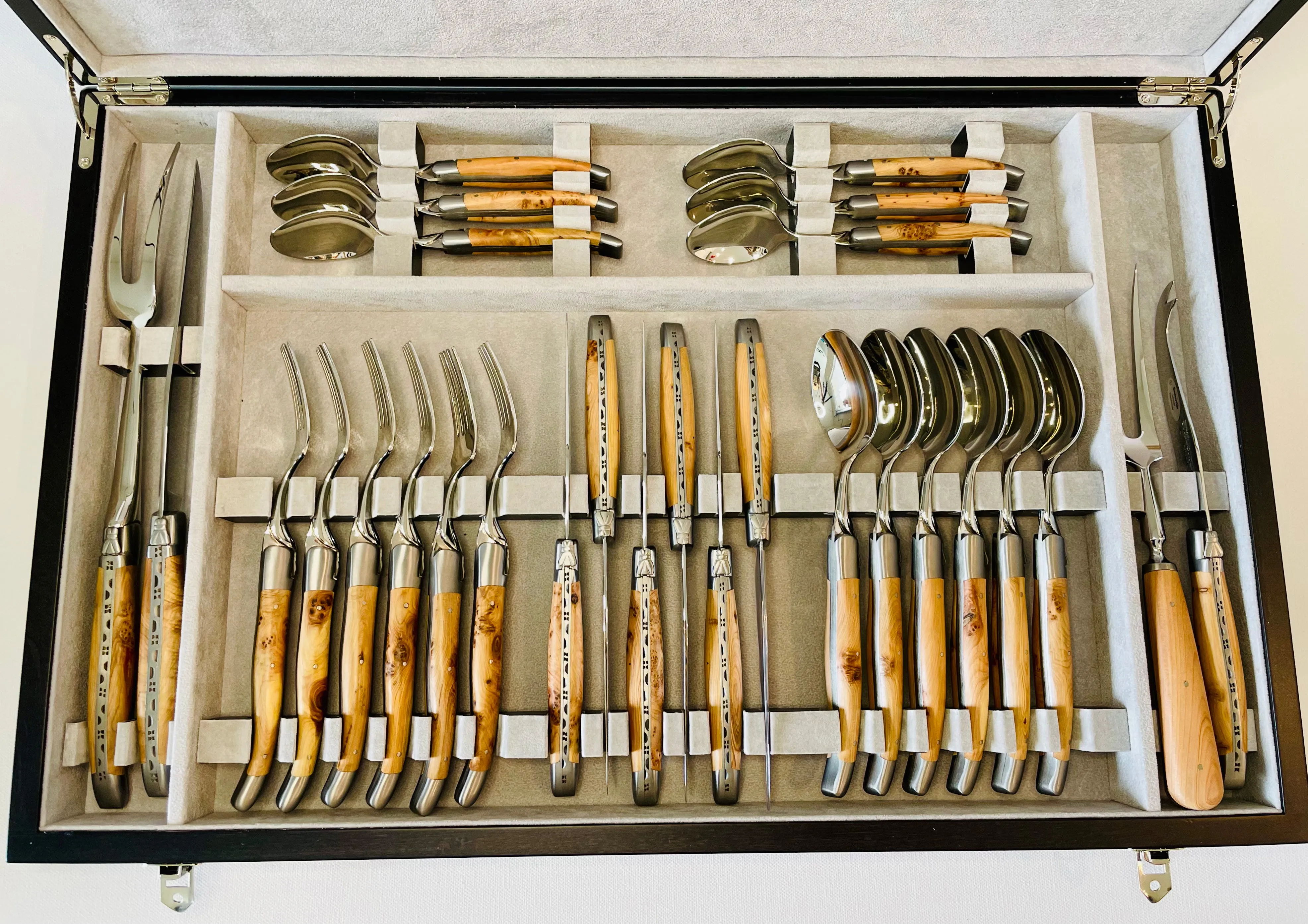 Laguiole en Aubrac Luxury 28-Piece Handcrafted Flatware Set, Juniper Wood Handles