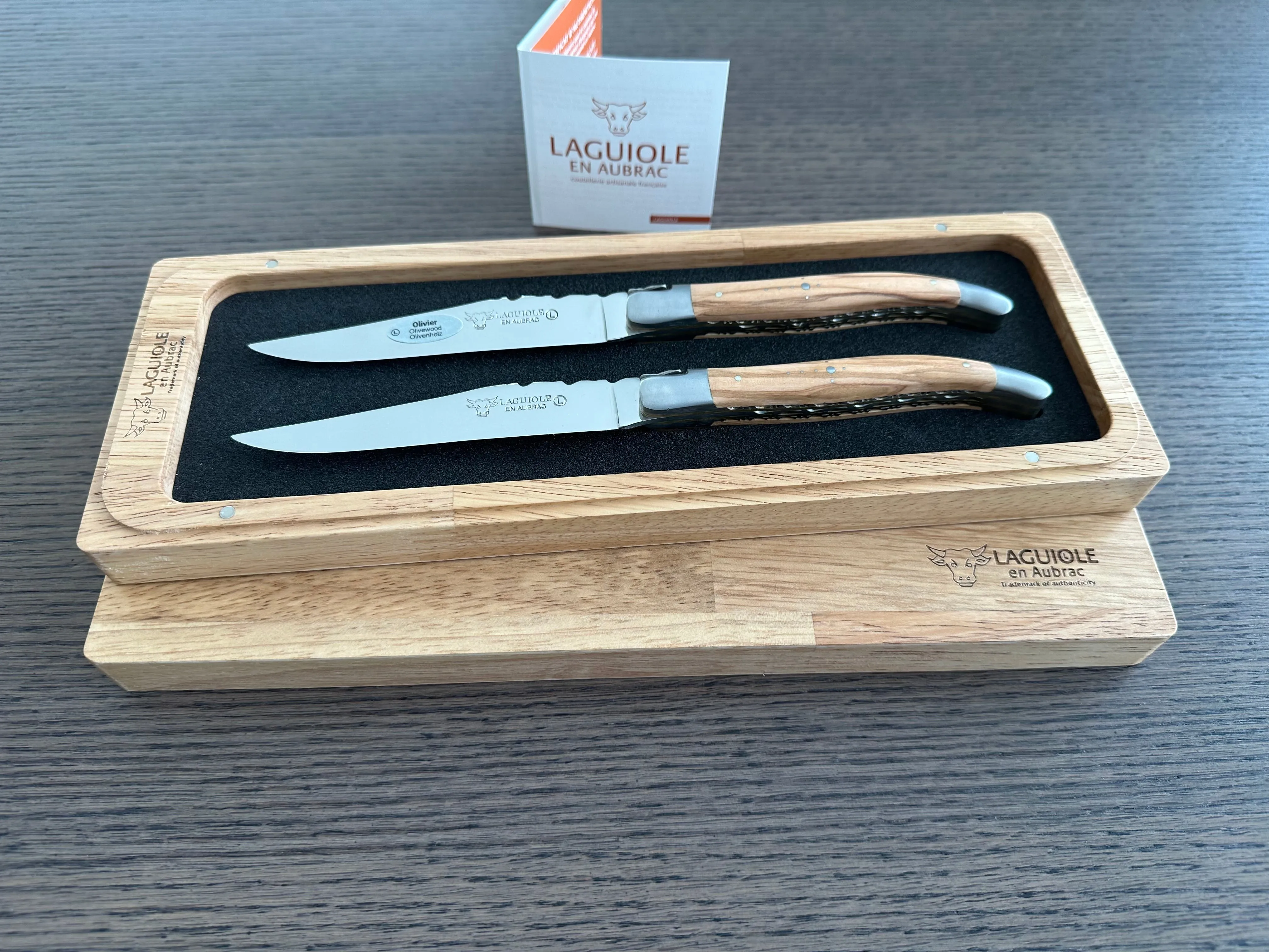 Laguiole en Aubrac Luxury Handcrafted Stainless Steel & Brass Double Plate 2-Piece Steak Knife Set with Olivewood Handles