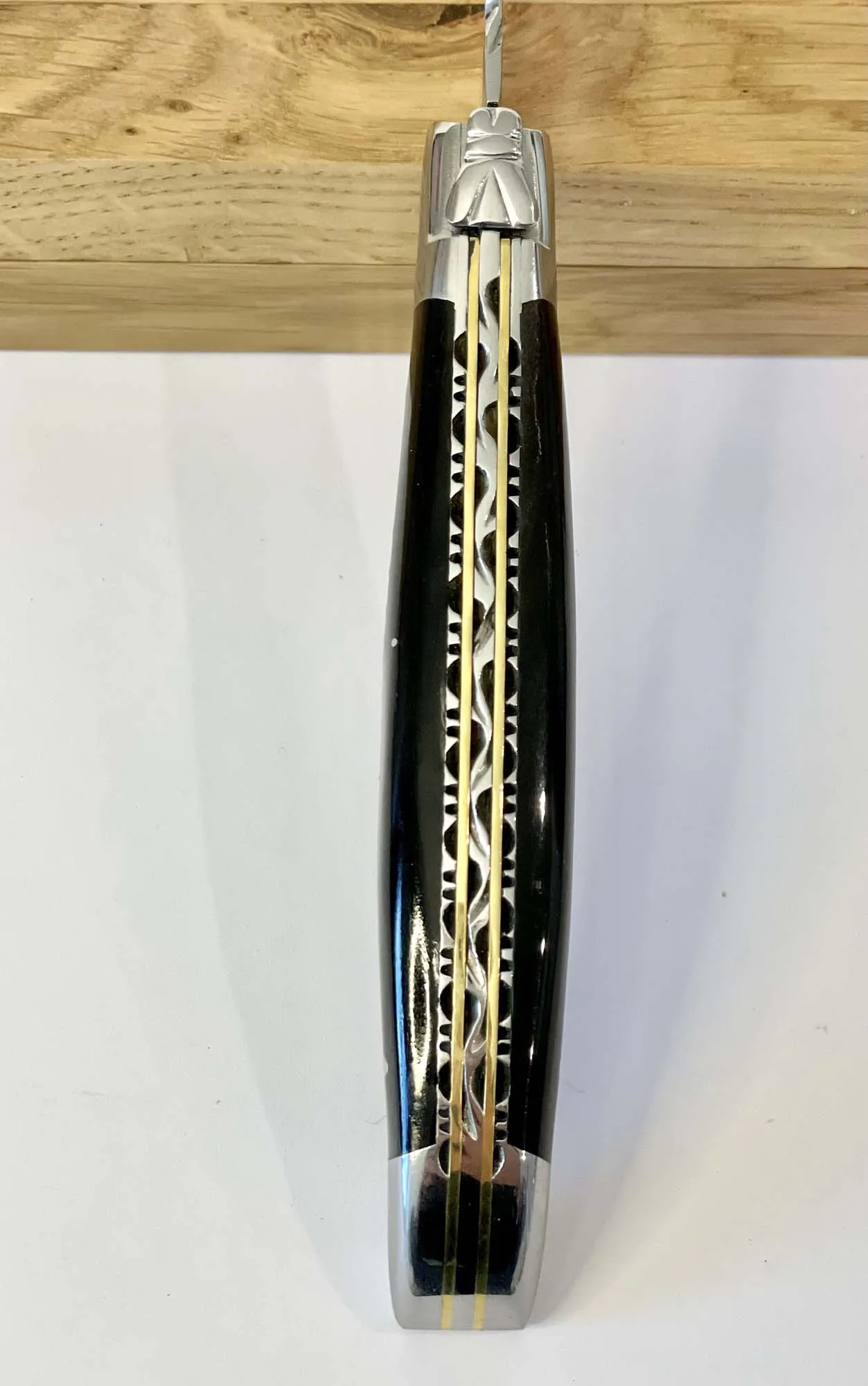 Laguiole en Aubrac Luxury Handcrafted Stainless Steel & Brass Double Plate 6-Piece Steak Knife Set with Buffalo Horn Handles