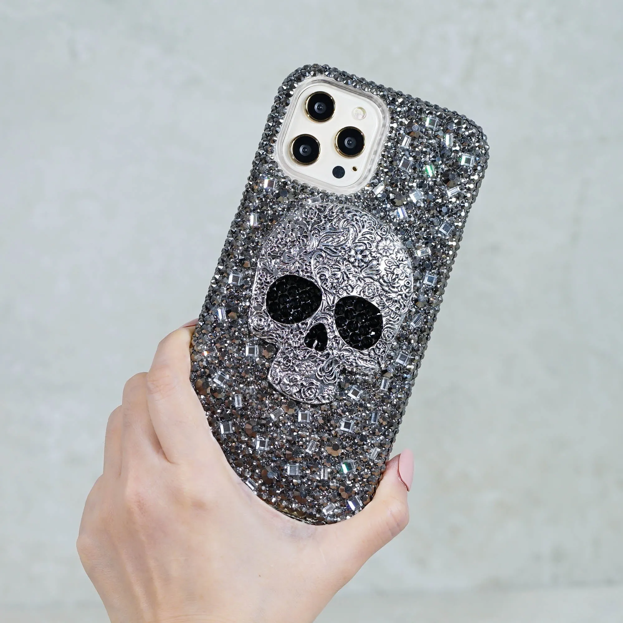 Large Metallic Skull Design (Style 428)