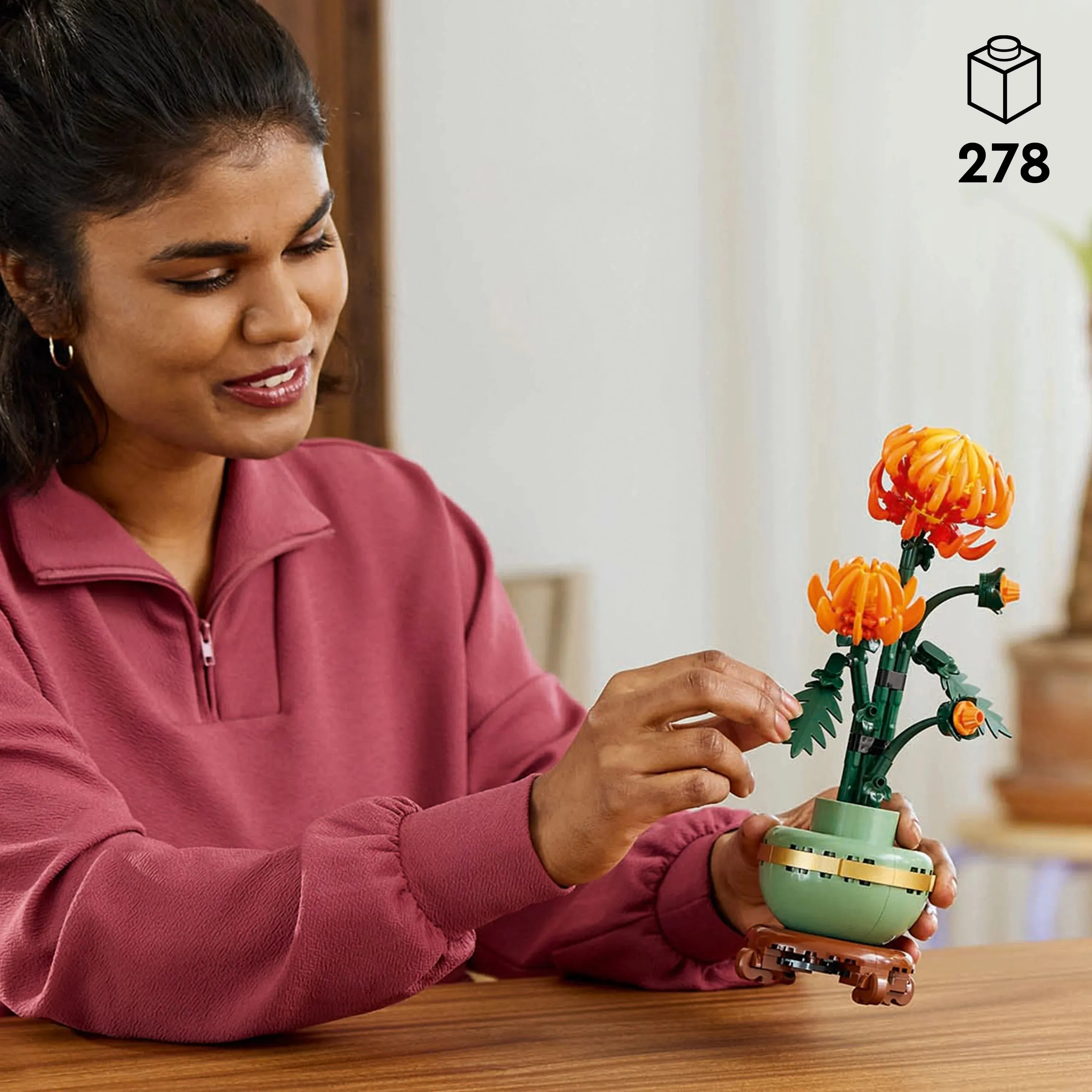 LEGO® Icons Chrysanthemum Flower Decor Building Set, Zero-Maintenance Plant Gift for Adults 10368
