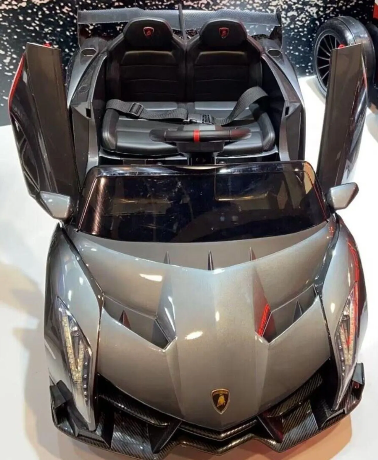 Licensed 2025 Veneno 4x4 Kids Ride On Car 1 Seater | 12V | Upgraded | Leather Seat | Rubber Tires | Remote