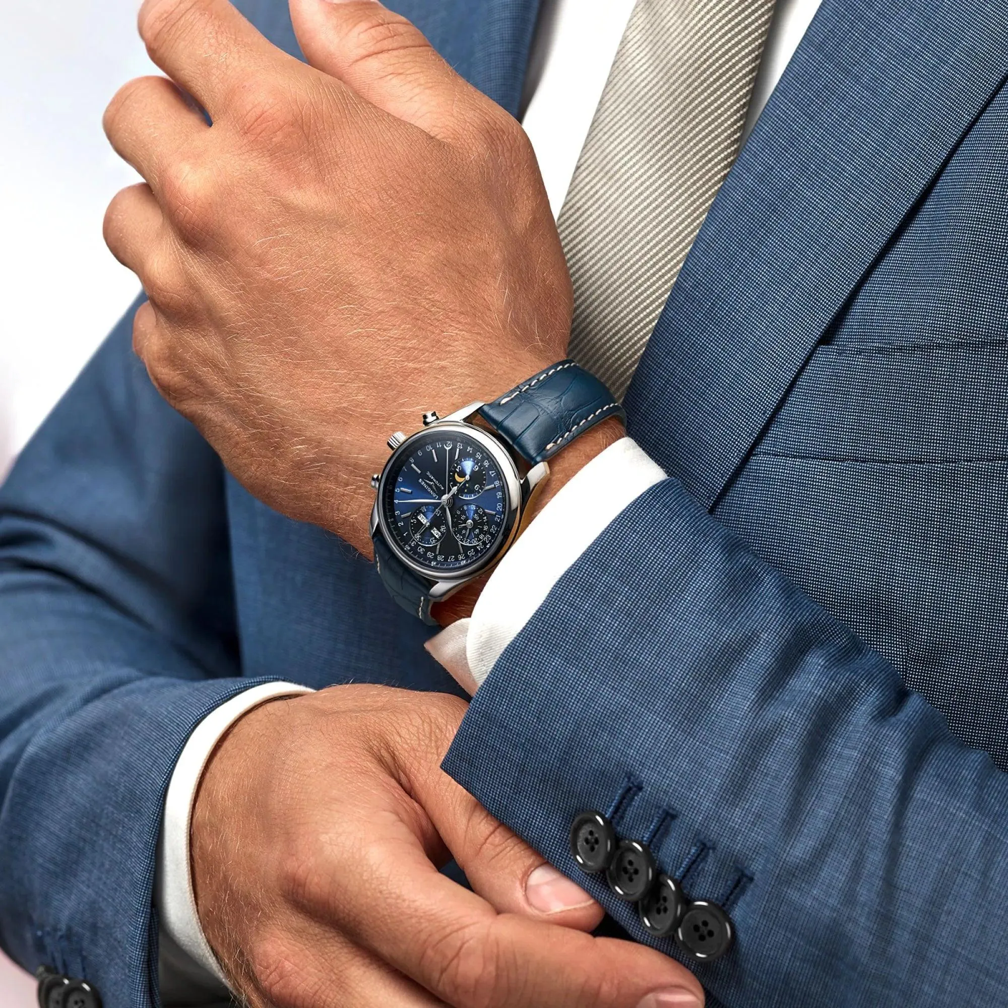 LONGINES MASTER COLLECTION 40MM WATCH Automatic Blue Steel L2.673.4.92.0