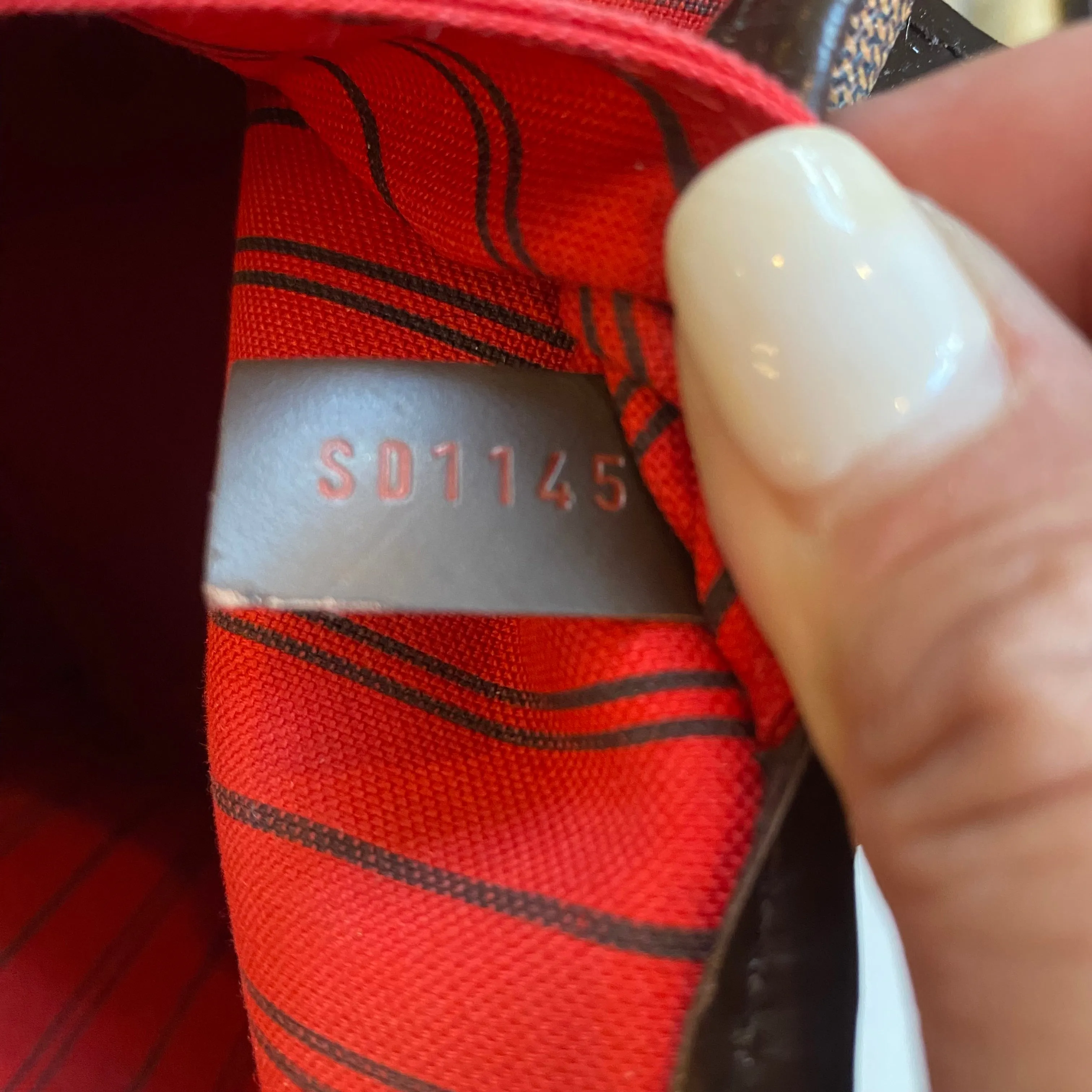 LOUIS VUITTON Damier Ebene Neverfull MM