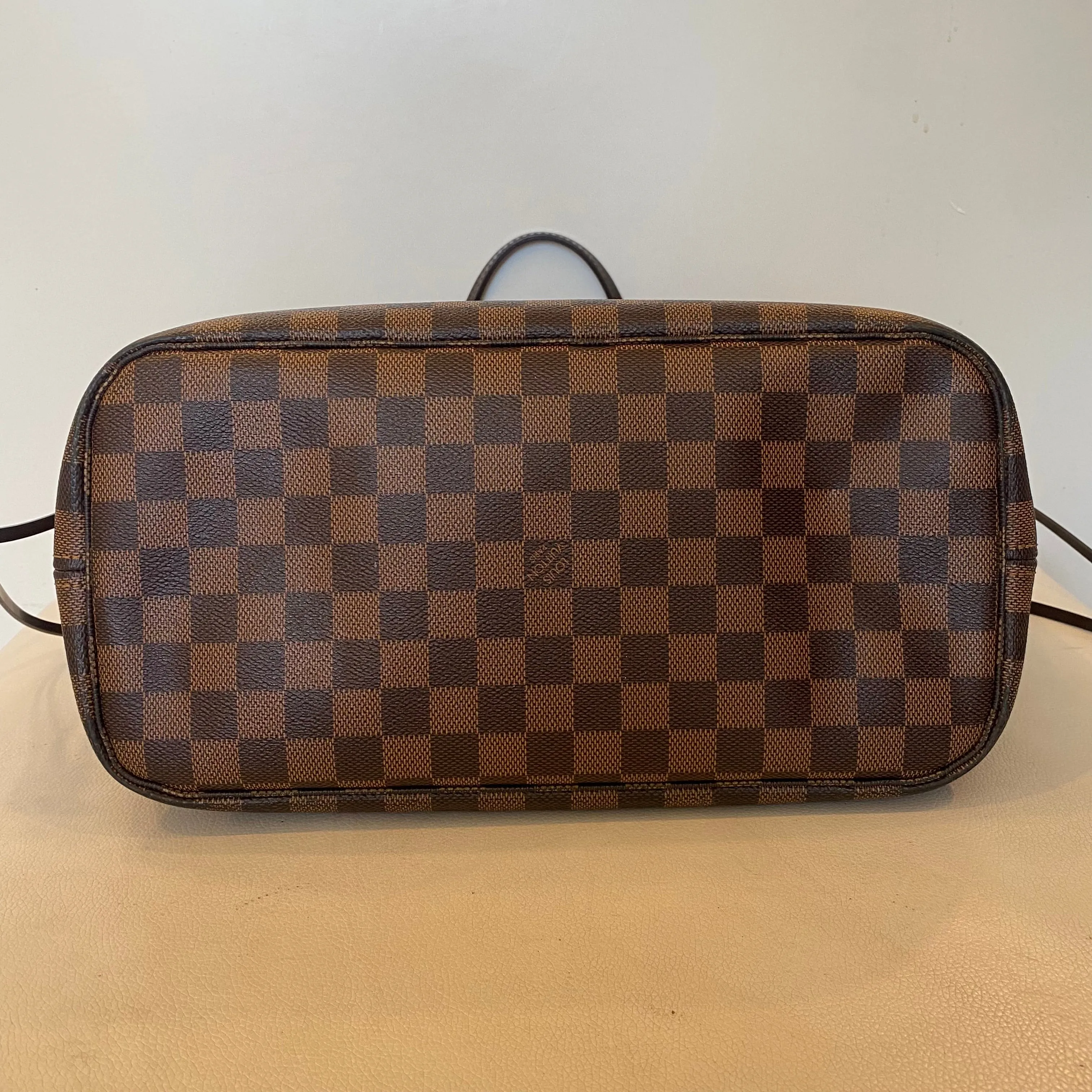LOUIS VUITTON Damier Ebene Neverfull MM