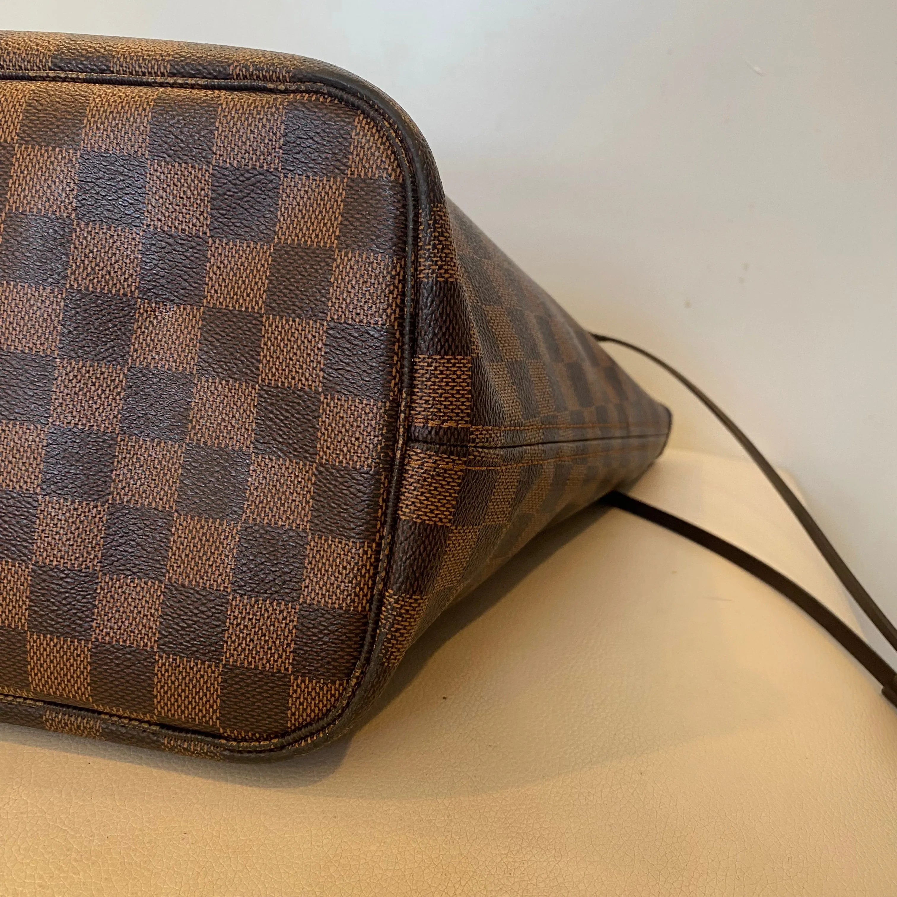 LOUIS VUITTON Damier Ebene Neverfull MM