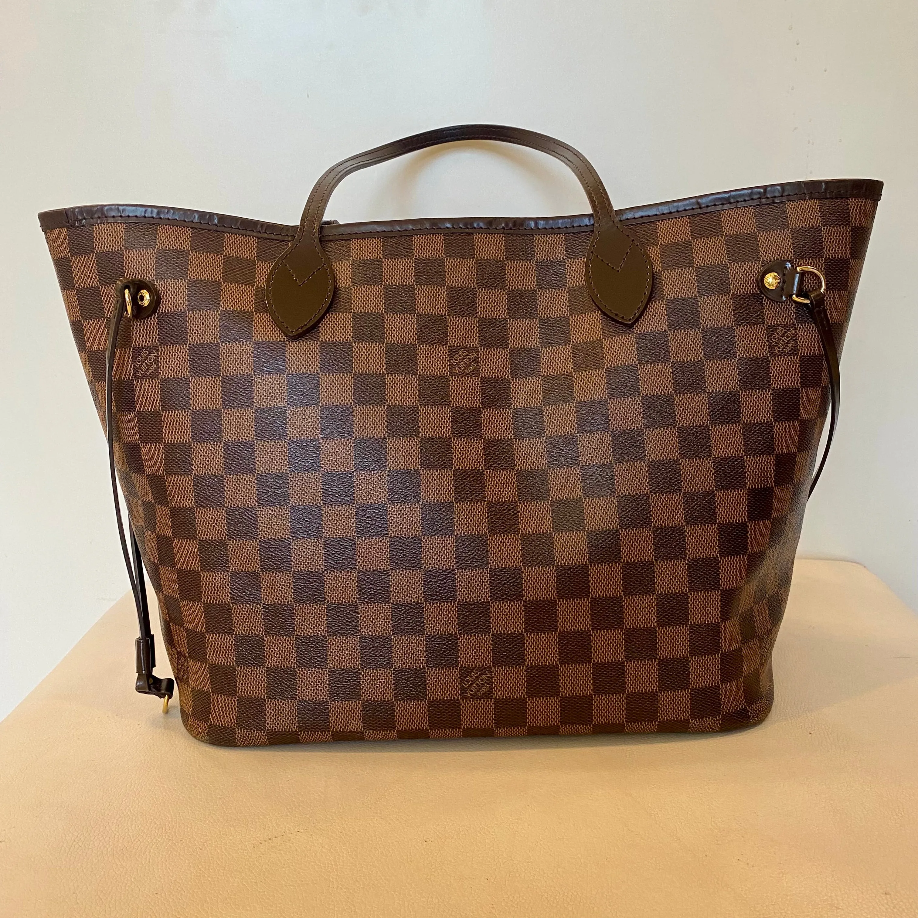 LOUIS VUITTON Damier Ebene Neverfull MM