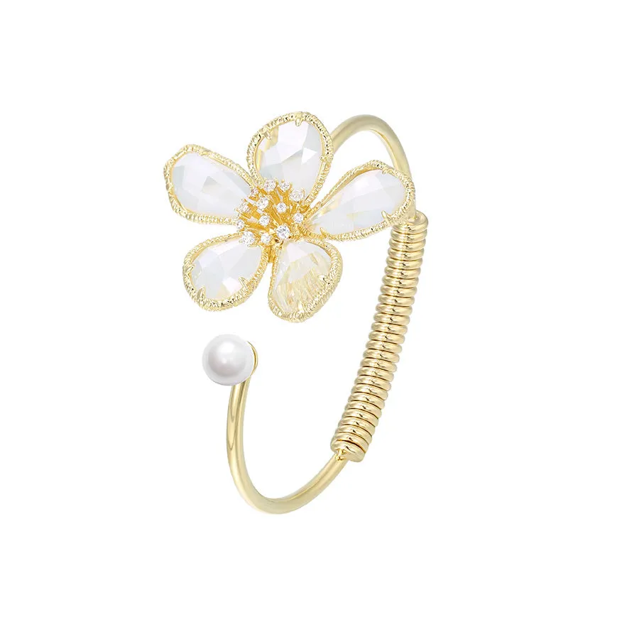 Luxe crystal 14K Gold Plated Flower Bracelet