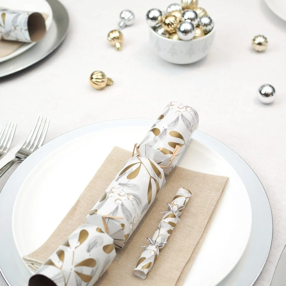 Luxury Eco Crackers - Mistletoe (Set of 6)