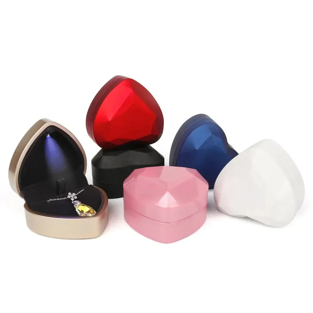 Luxury Heart-Shaped LED Light Wedding Ring Box With Display Storage Jewelry Decoration Box Ring Pendant Bag Birthday Gift