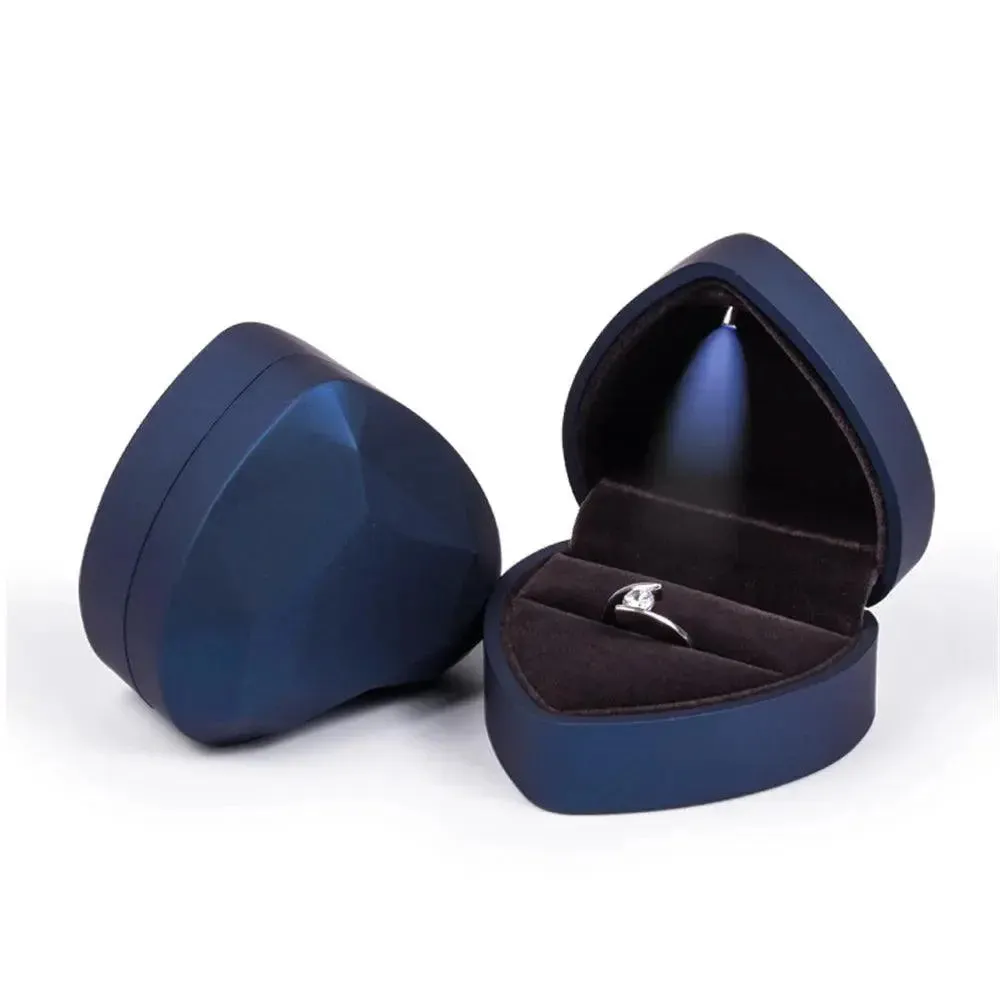 Luxury Heart-Shaped LED Light Wedding Ring Box With Display Storage Jewelry Decoration Box Ring Pendant Bag Birthday Gift