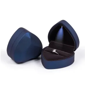 Luxury Heart-Shaped LED Light Wedding Ring Box With Display Storage Jewelry Decoration Box Ring Pendant Bag Birthday Gift