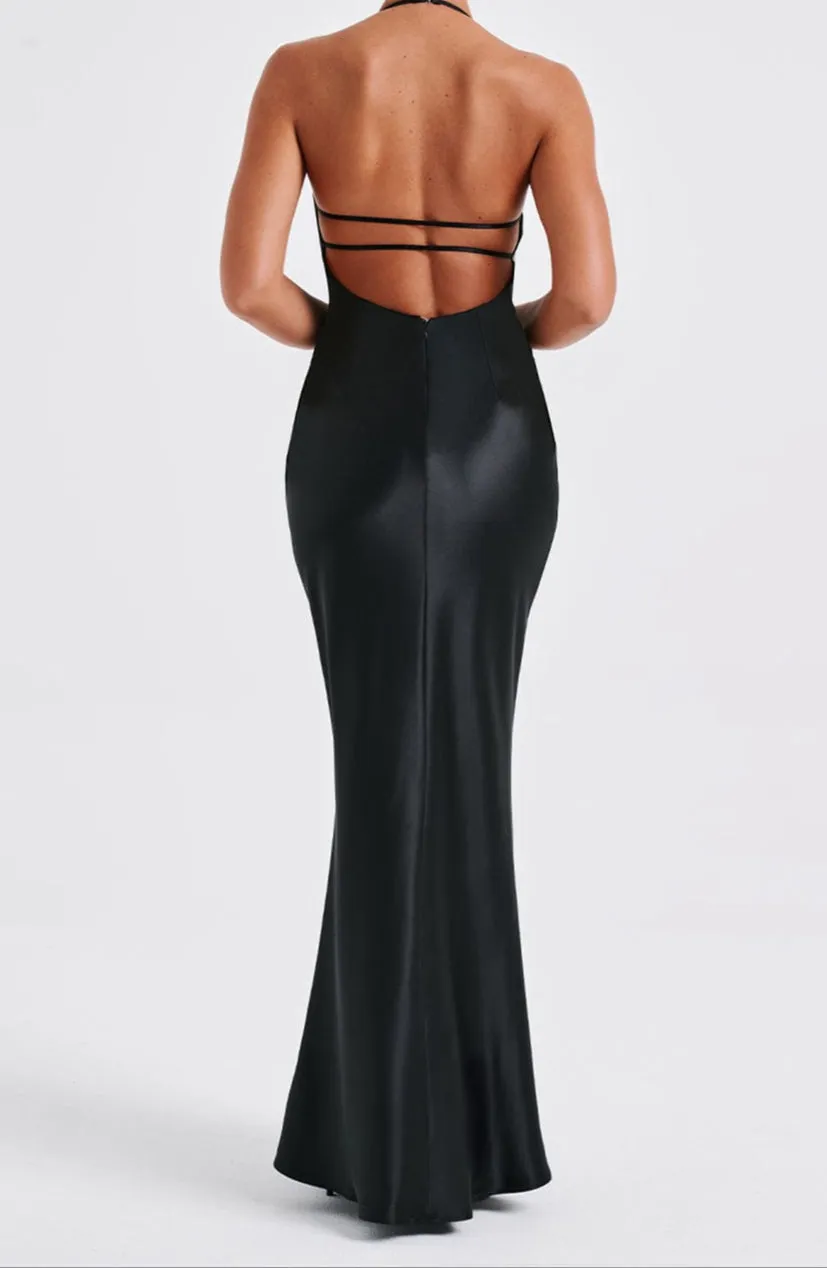 Magenta Maxi Dress – Black