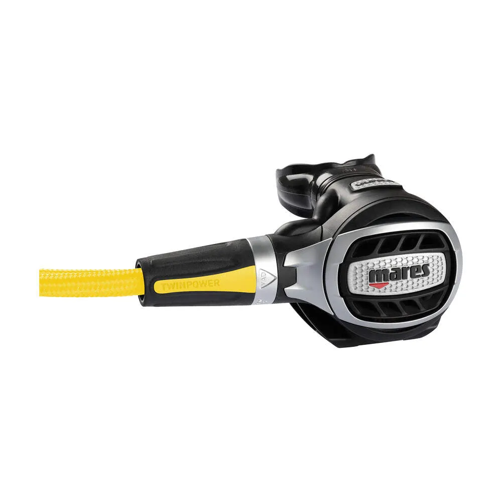Mares Ultra ADJ 82x w Ultra Octopus Regulator Set
