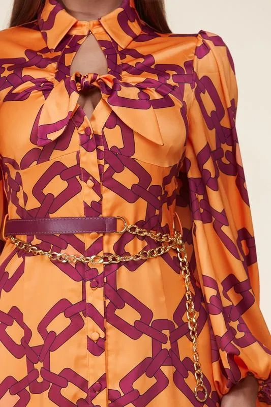 Maxi dress with bold print chain print