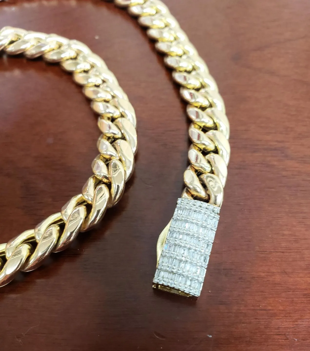 Mens 10k Yellow Gold 10.5mm Cuban Link Hollow Chain Diamond Clasp 72g 24"