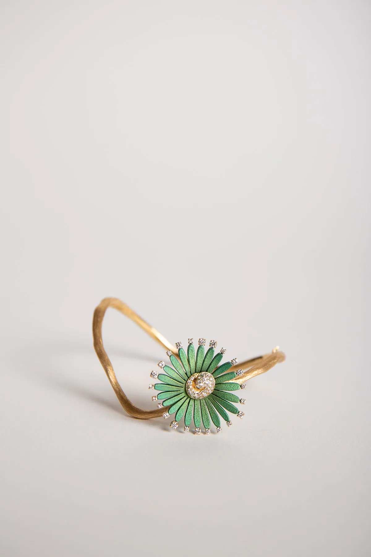 MIKE JOSEPH | DIAMOND FLOWER BANGLE
