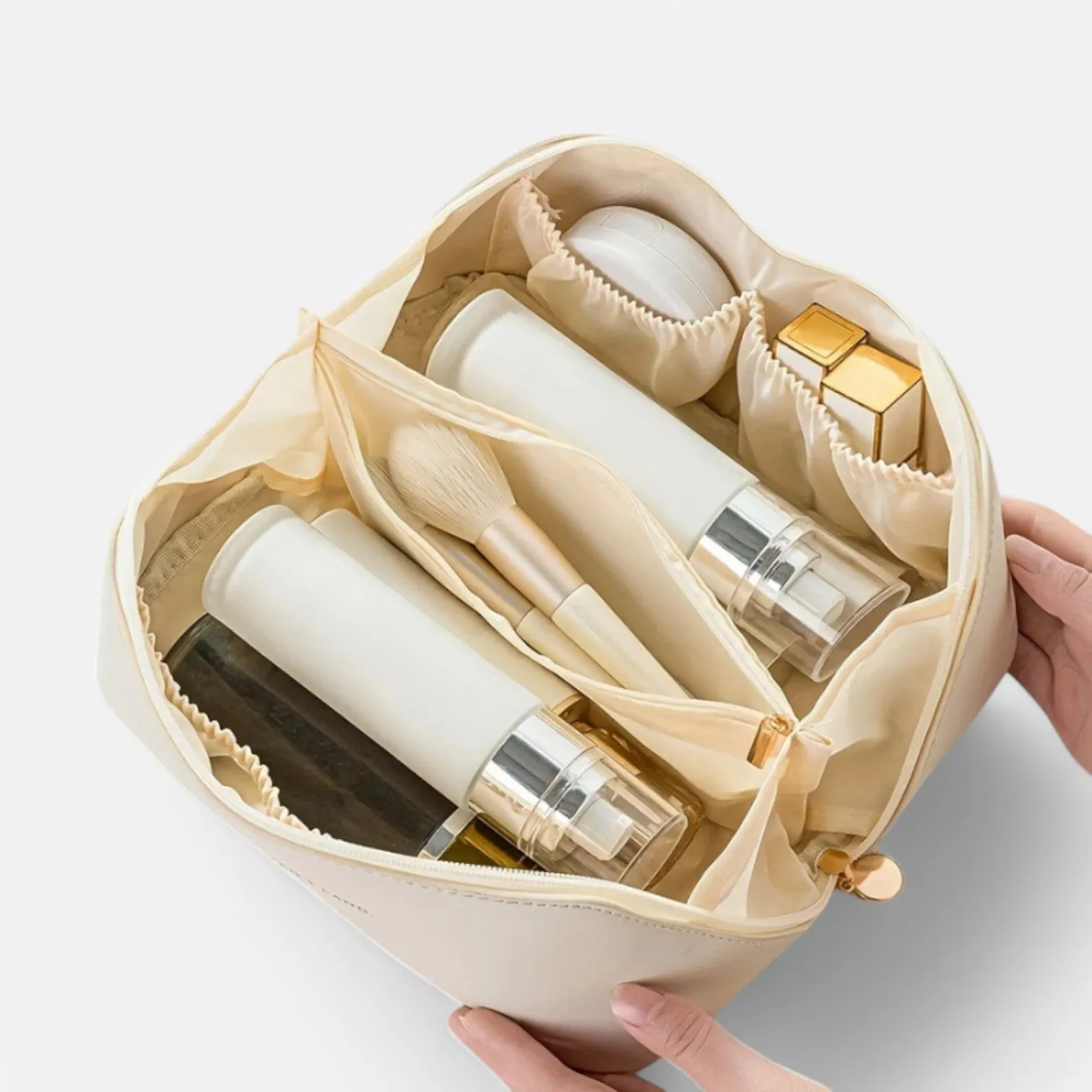 Monacogents | Luxury Travel Makeup Organizer