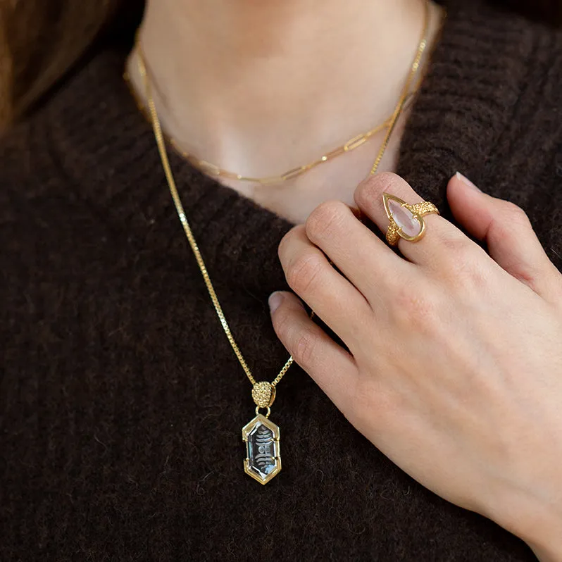 MOON PHASE PENDANT NECKLACE | QUARTZ