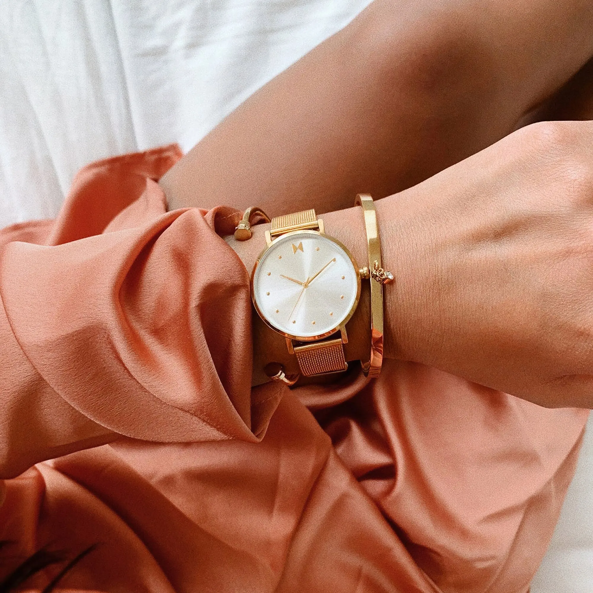 MVMT Dot Flash Gold Ladies watch