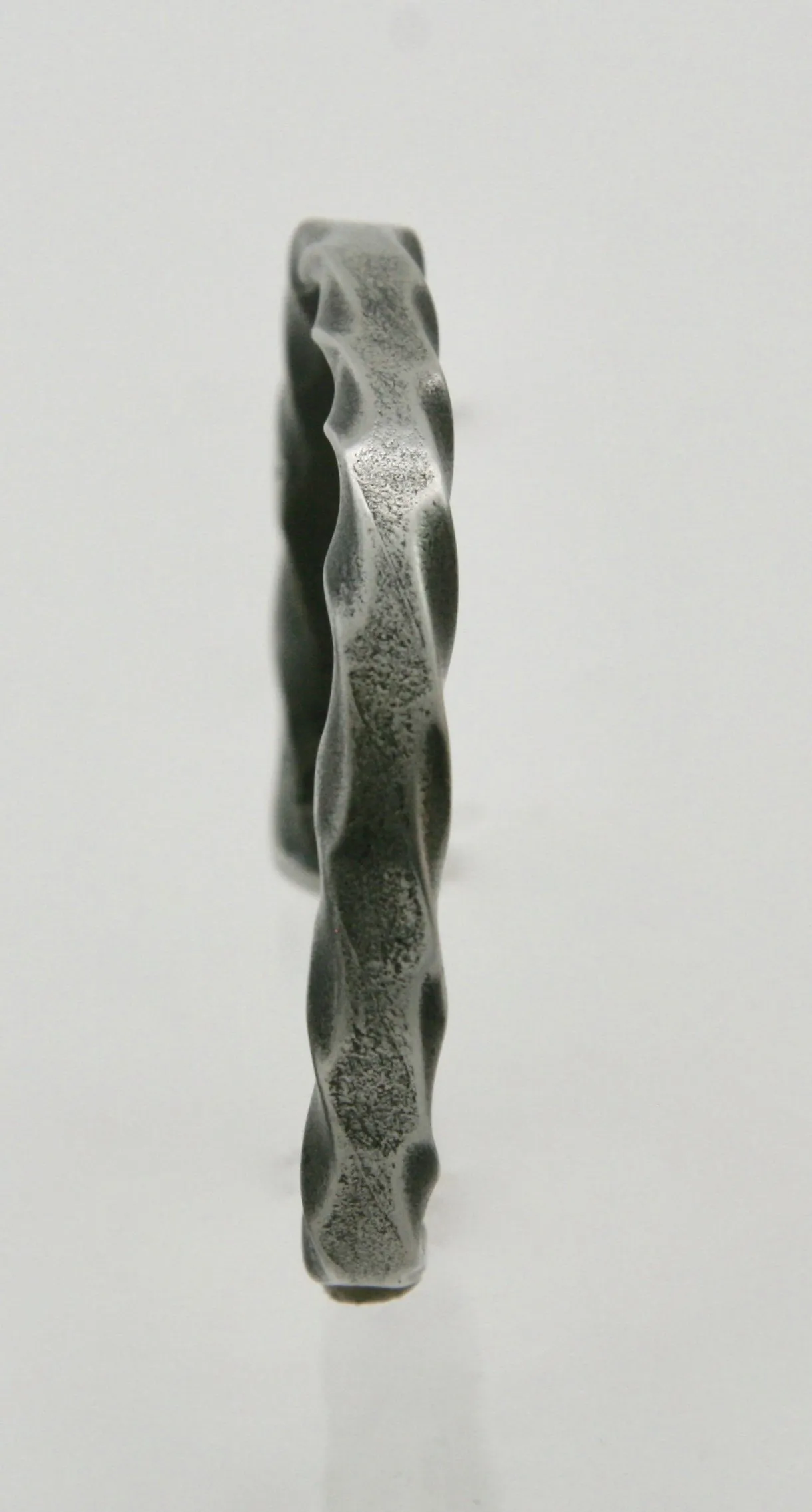 Narrow Twist Pattern Cuff Bracelet: Men & Women