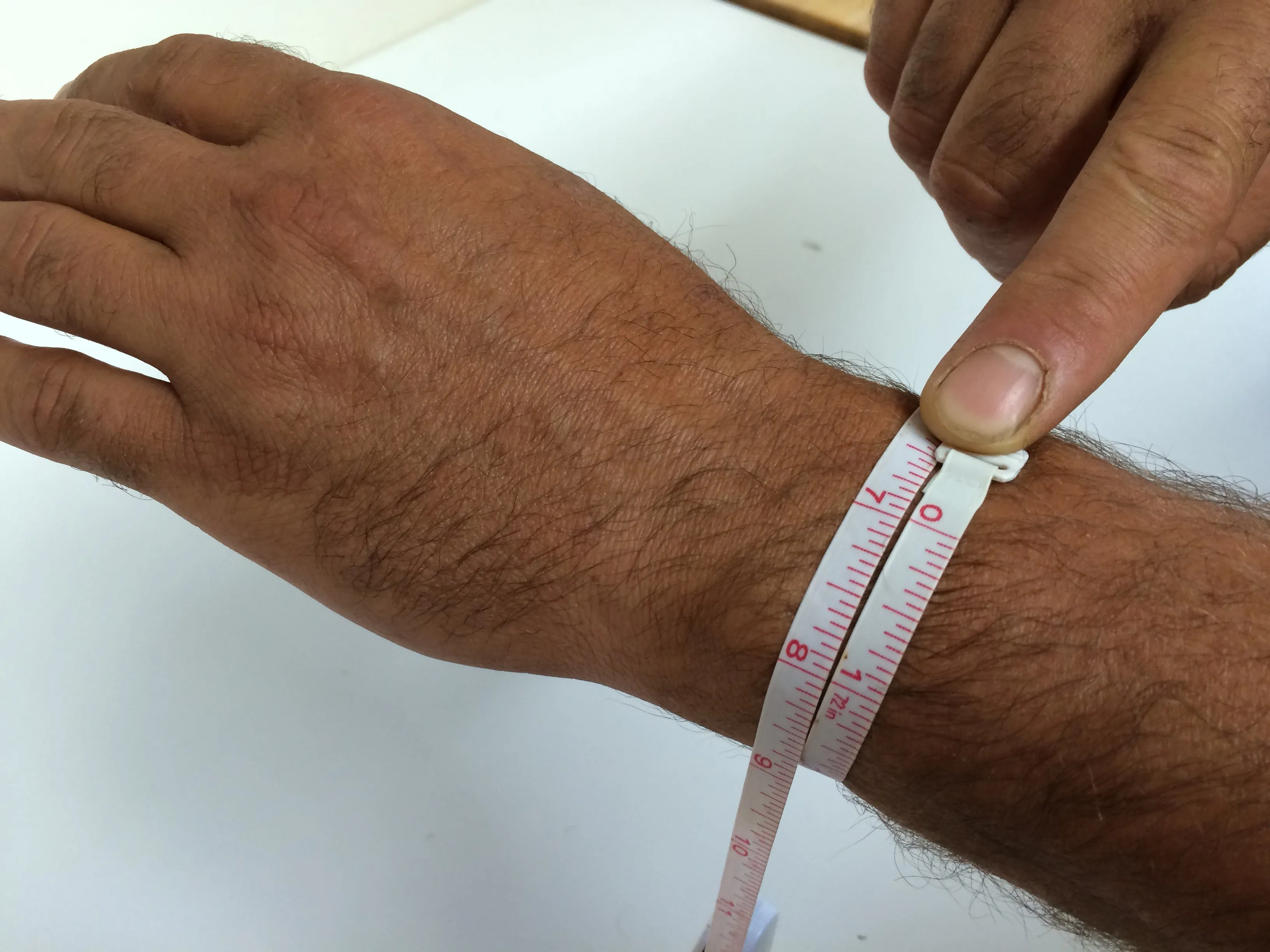 Narrow Twist Pattern Cuff Bracelet: Men & Women