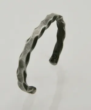 Narrow Twist Pattern Cuff Bracelet: Men & Women