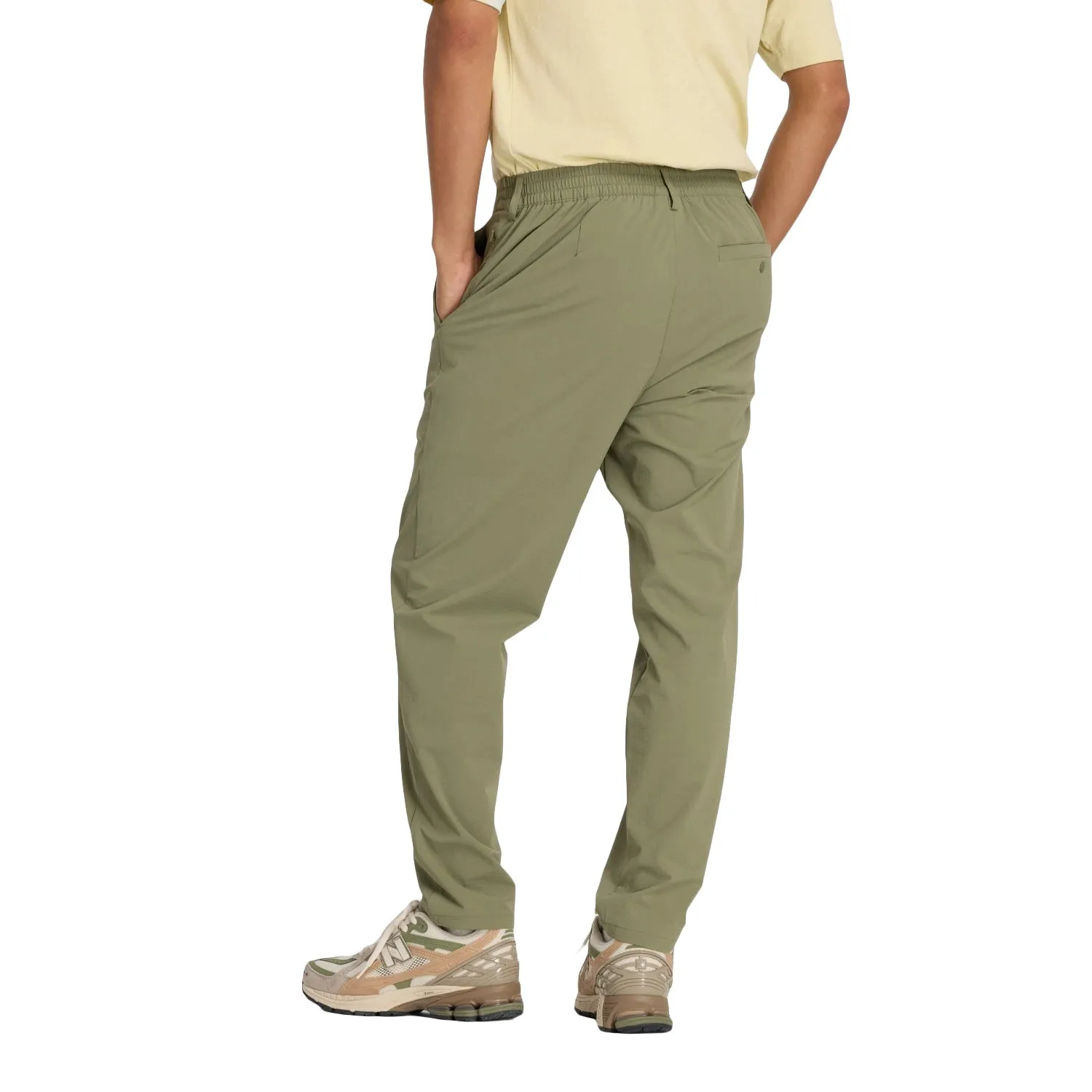 New Balance Men Athletics Ripstop Standard Tapered Pant 28" Olive MP43550-DEK