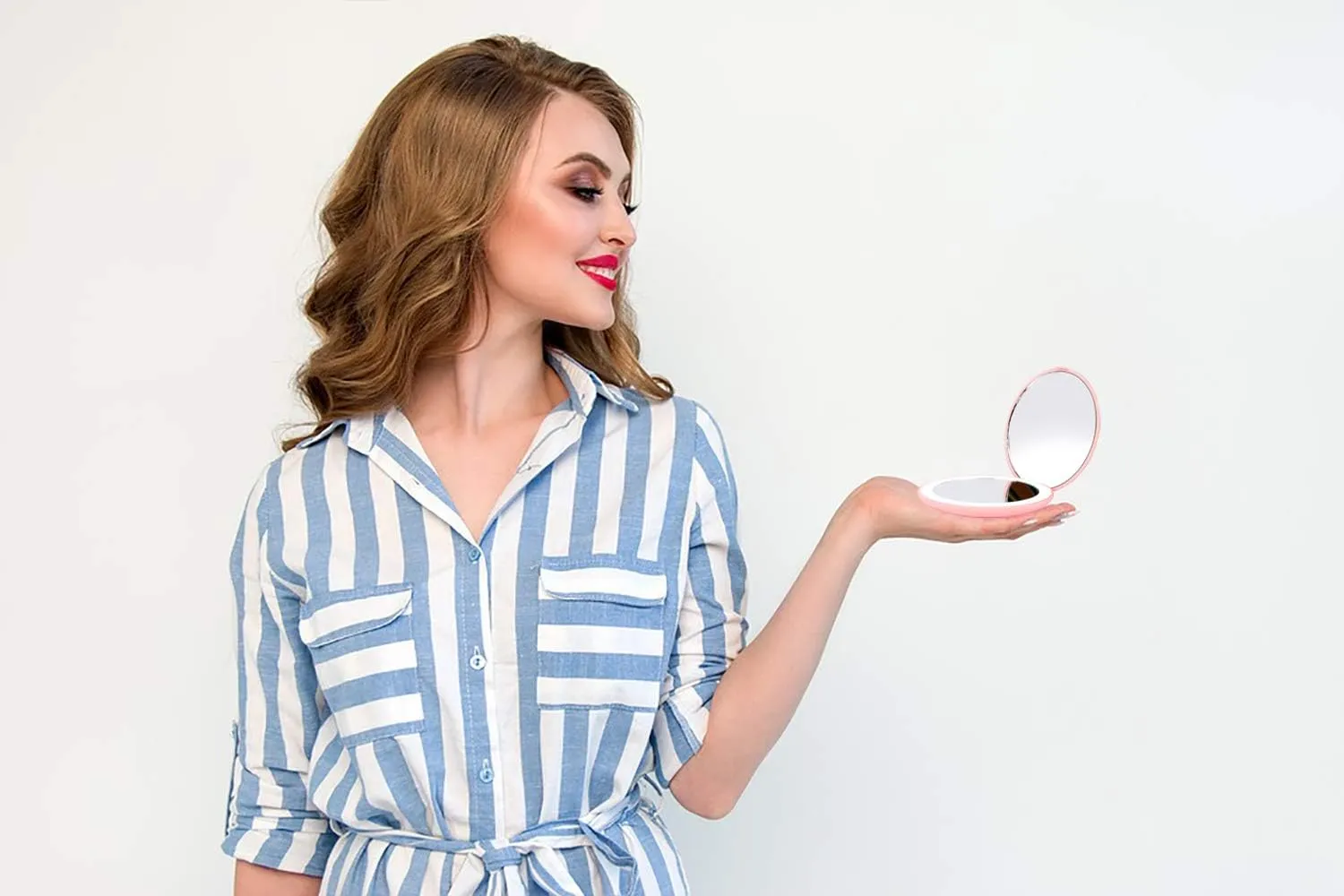 NEW LED Travel Makeup Mirror, 3.5-inch Lighted Compact Mirror, 10X Magnification, Handheld, Double Sided, Portable Folding Mirror for Pocket, Purse, Gift, Pink, Round, Pink