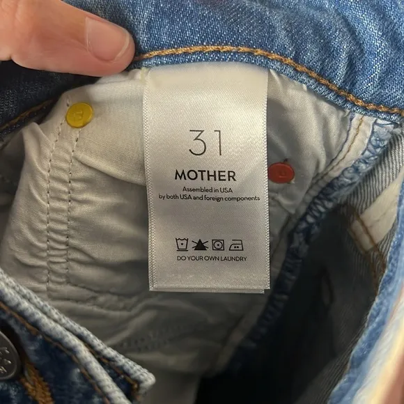NWT Mother SNACKS! High Waisted Twizzy Skimp Jeans in Delicious Memories Size 31